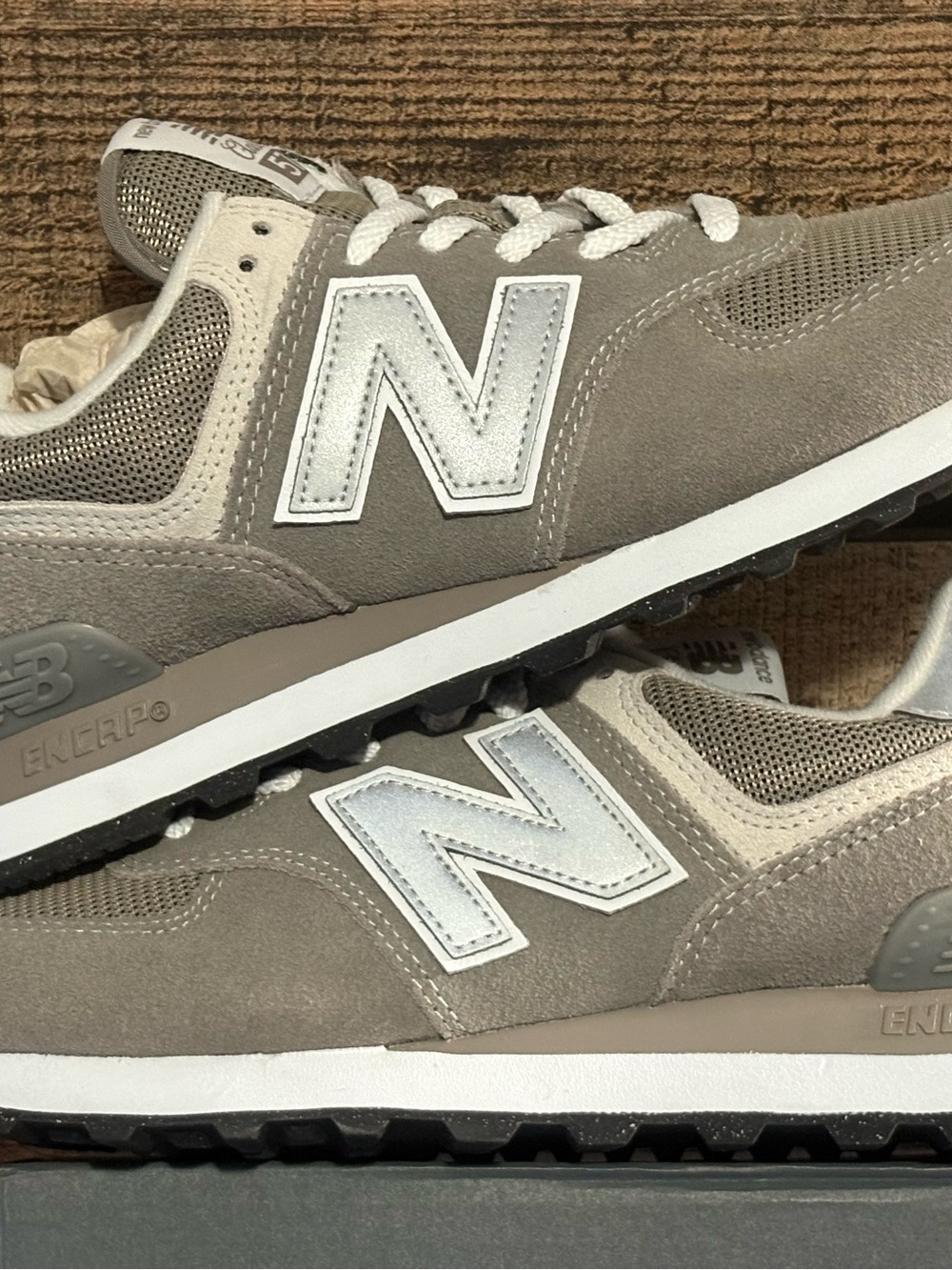 New Balance Grey Suede & Mesh Sneakers women’s 8, men’s 6.5